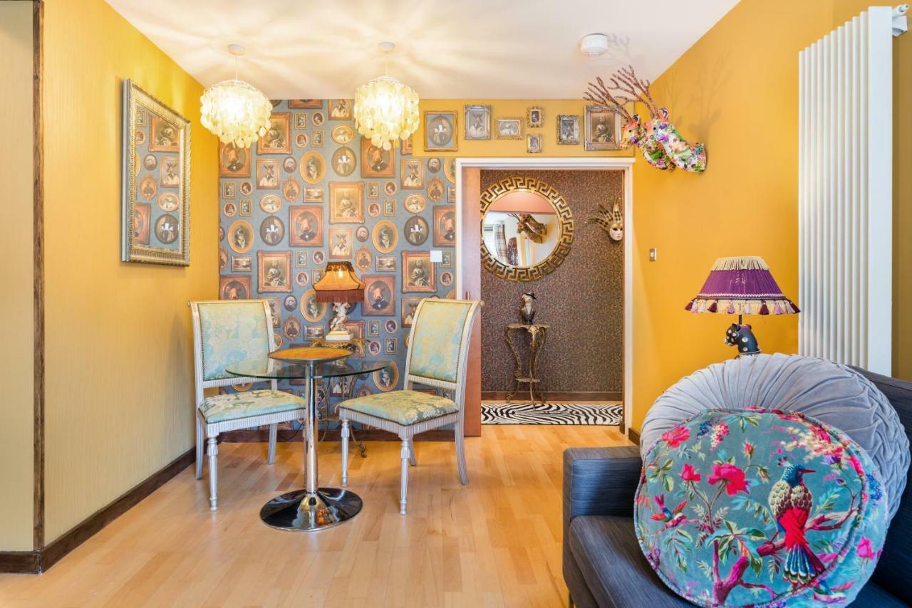 Apartamento The Park At Holyrood Edimburgo Exterior foto