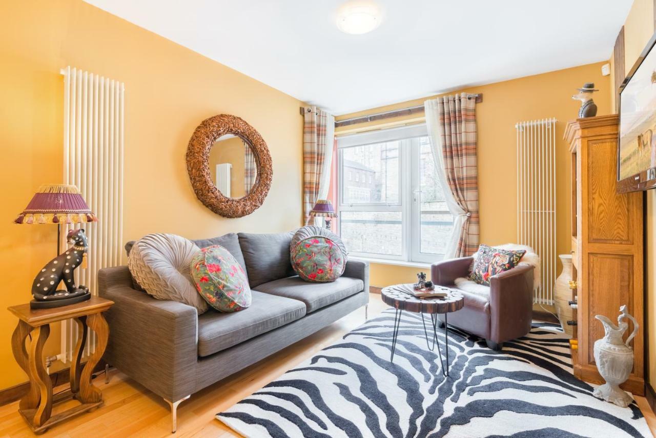 Apartamento The Park At Holyrood Edimburgo Exterior foto