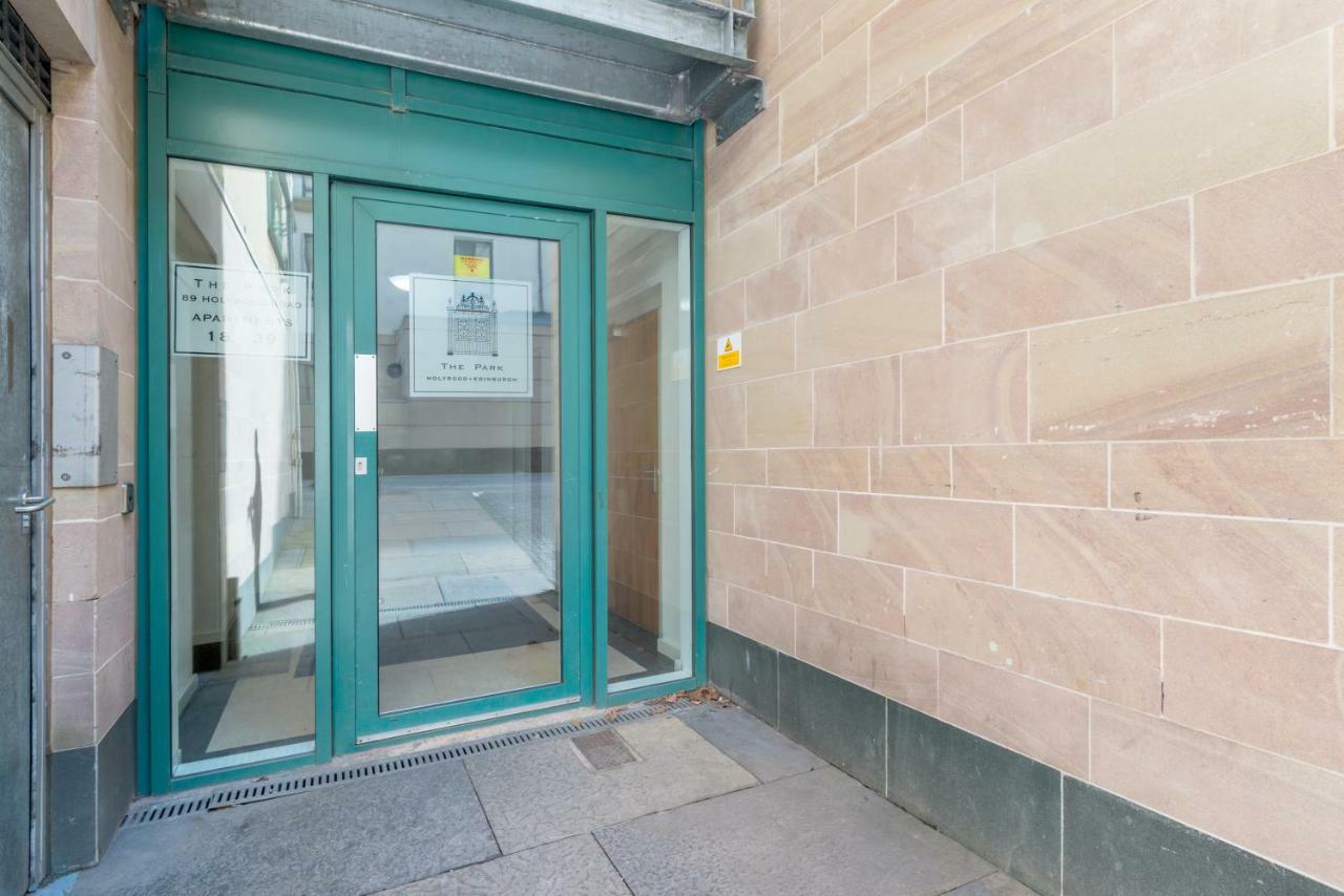 Apartamento The Park At Holyrood Edimburgo Exterior foto